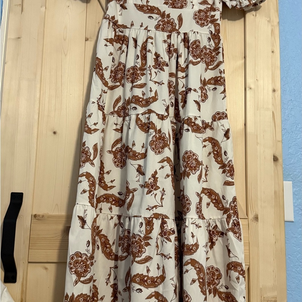 Floral White and Brown Dress - Picture 6 of 8
